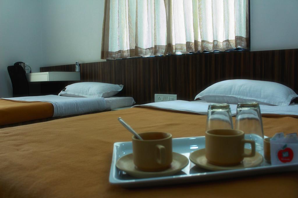 Aashiyana Inn นาสิก ภายนอก รูปภาพ